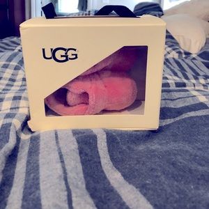 Baby Ugg Bixie Booties in Bubblegum Pink